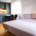 M16 Apartman *