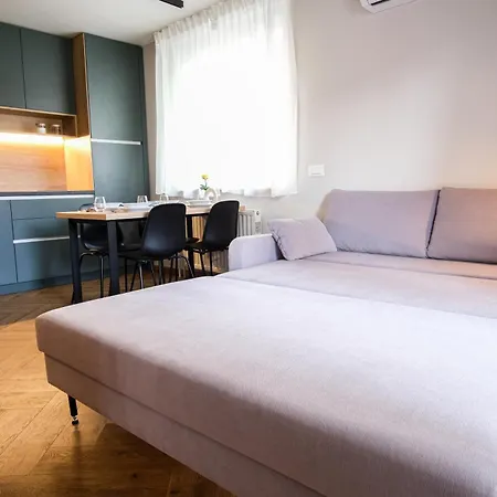 M16 Apartment *